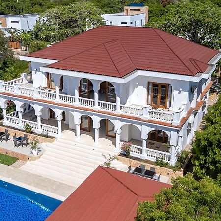 Villa Branca Diani Boutique Luxury & Personalized Service Diani Beach Buitenkant foto