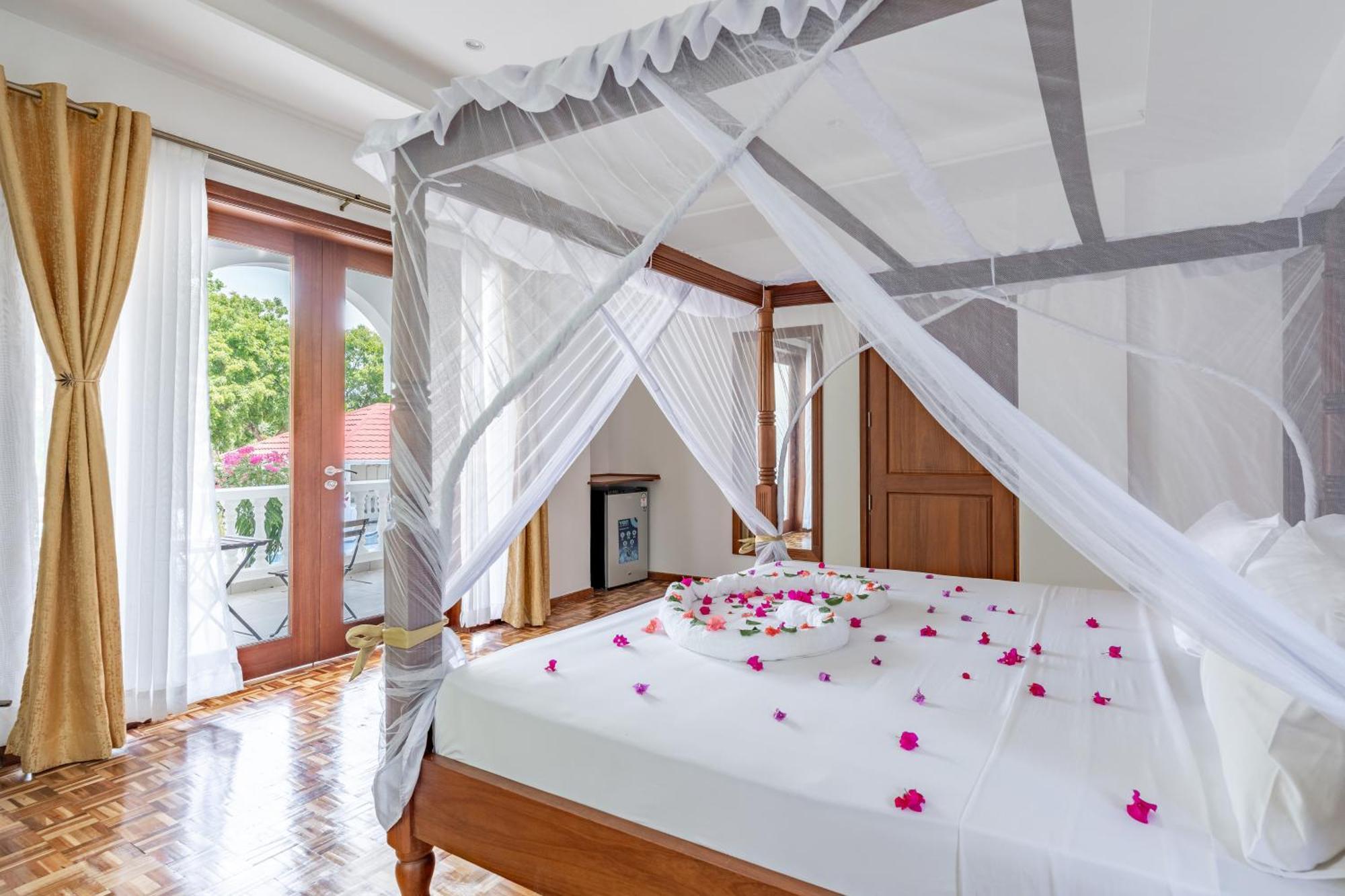 Villa Branca Diani Boutique Luxury & Personalized Service Diani Beach Buitenkant foto