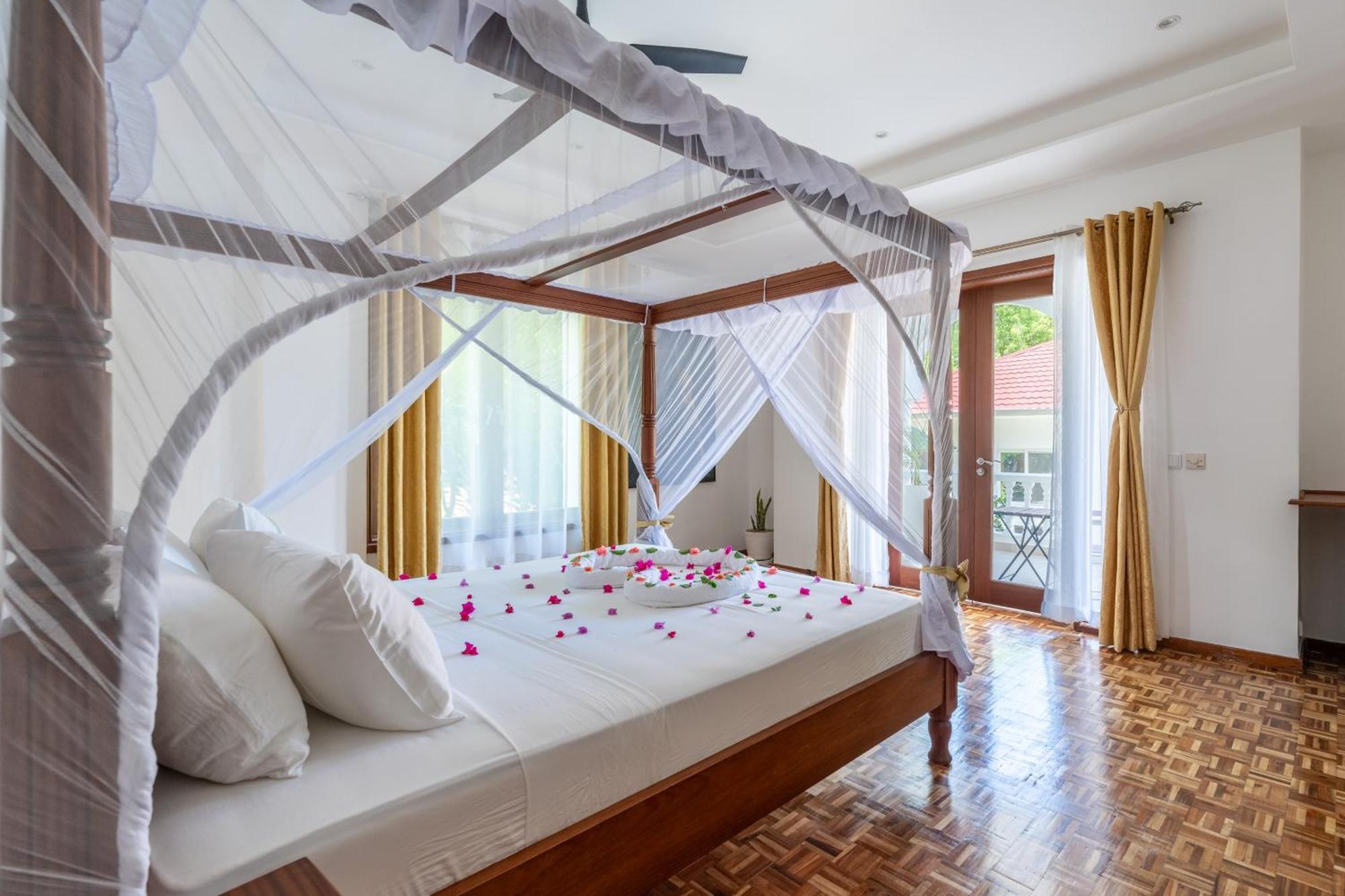 Villa Branca Diani Boutique Luxury & Personalized Service Diani Beach Buitenkant foto