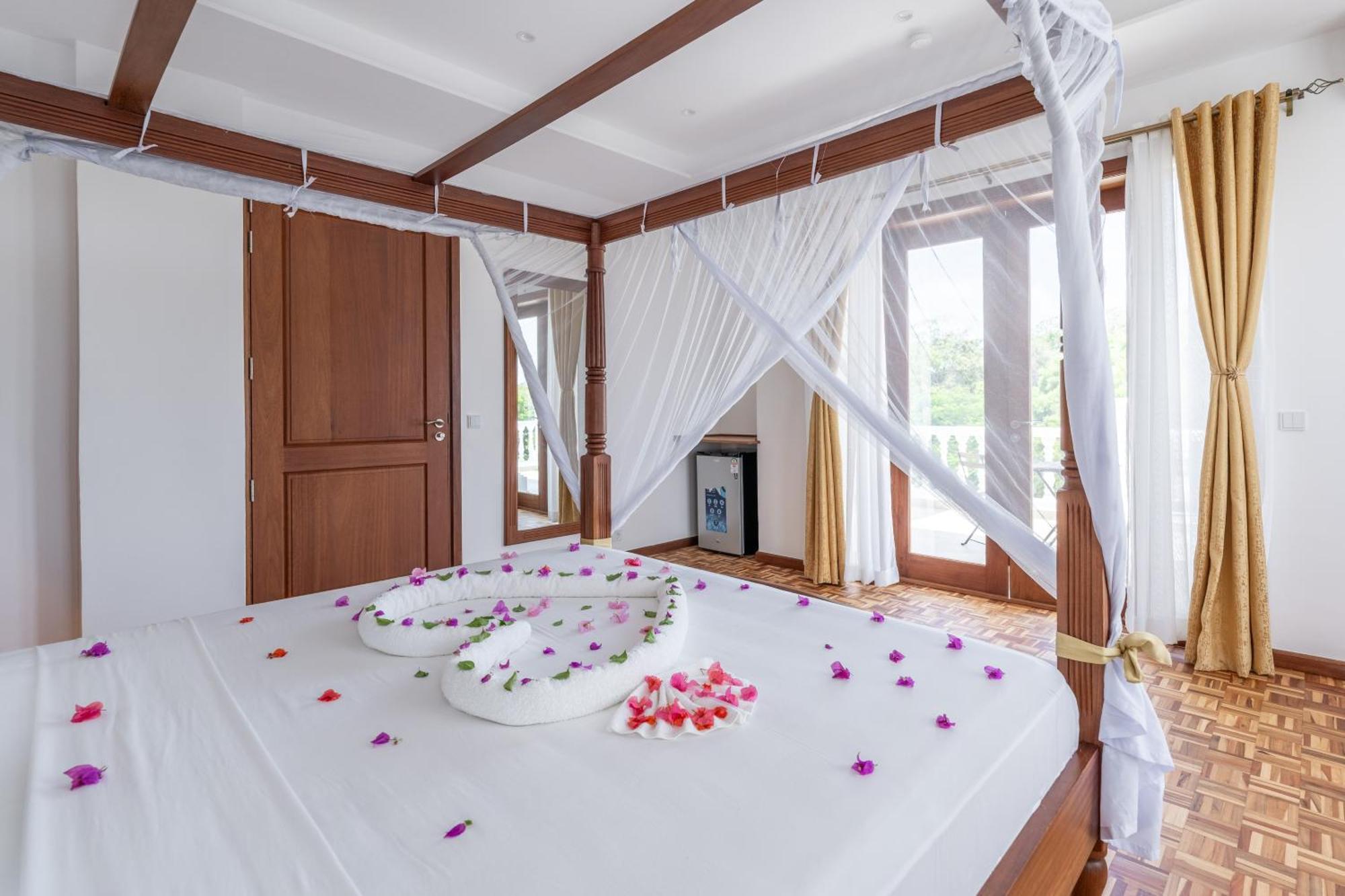 Villa Branca Diani Boutique Luxury & Personalized Service Diani Beach Buitenkant foto